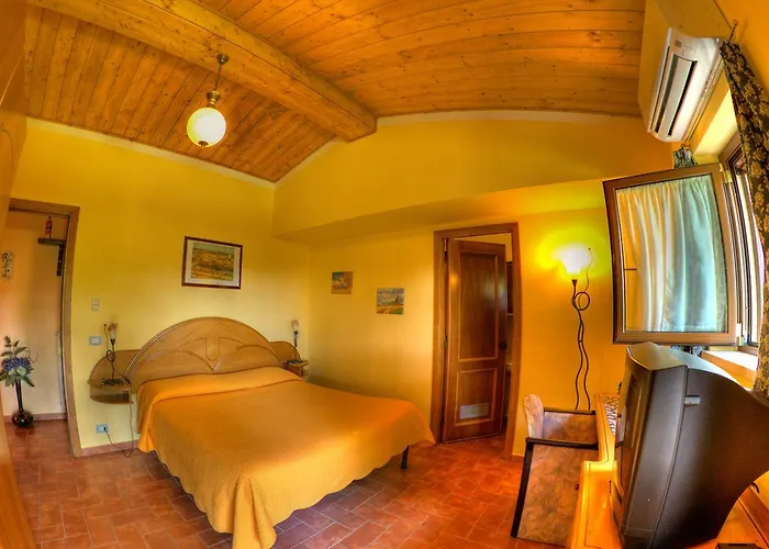 Poggio Del Drago 4* مونتيميرانو